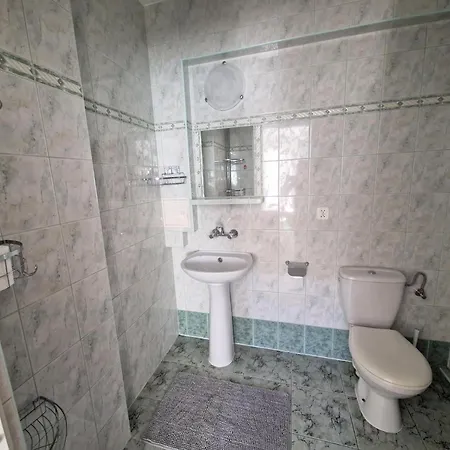 Comfortable Double To The Promenade דירה *