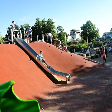 Comfortable Double To The Promenade דירה *